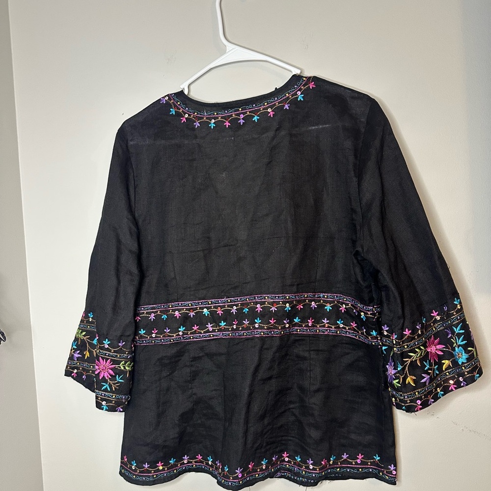 SilkLand Linen Black Blouse with Multicolor Embroidery Womens size X-LARGE - Picture 5 of 6